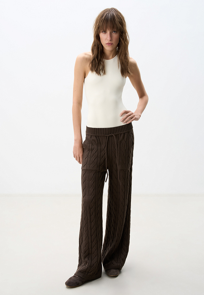 Трикотажные брюки с косами