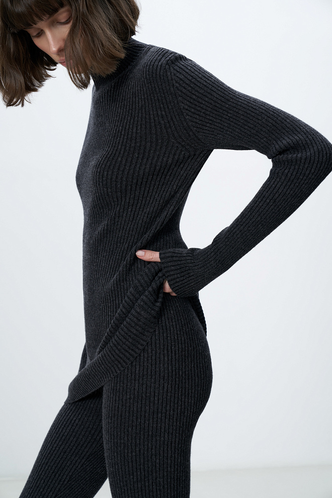 Легинсы из кашемира и шерсти в рубчик