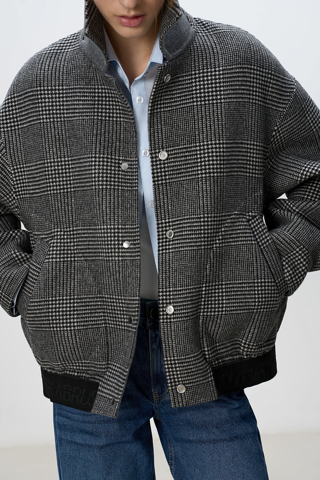 Двусторонний бомбер из 100% шерсти