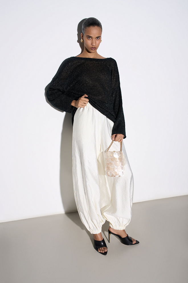 Широкие брюки-джоггеры