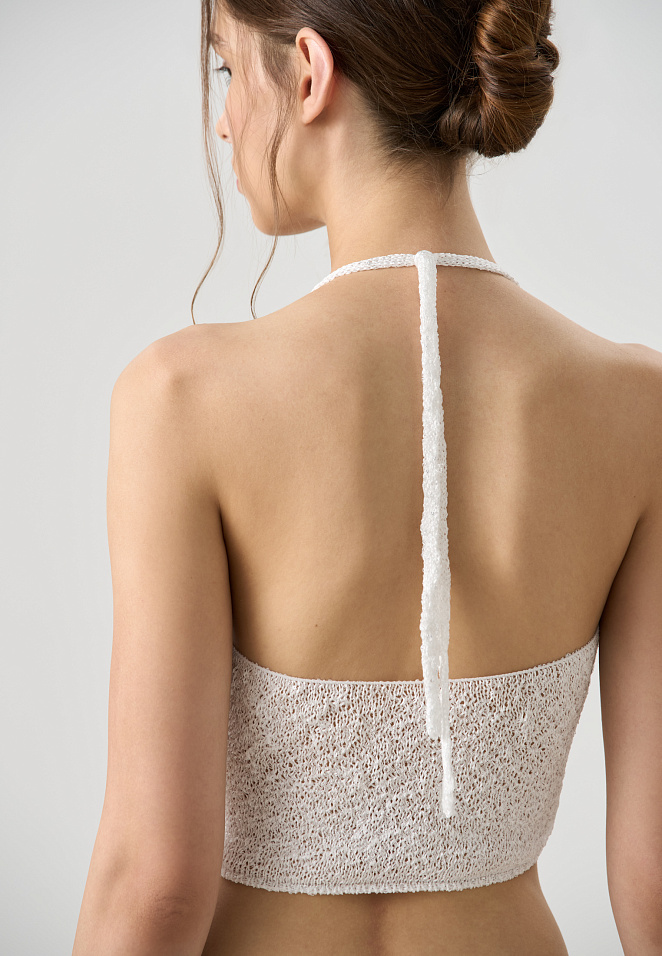 Топ с вырезом халтер