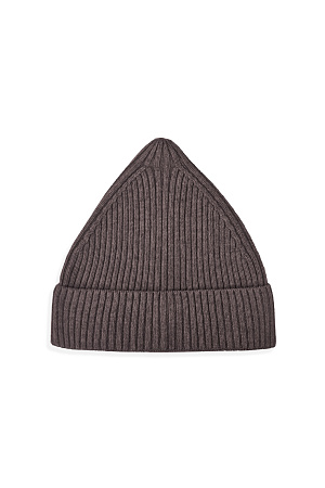 коричневый Трикотажная шапка с отворотом. Модель из смесовой шерсти с добавлением кашемира.
