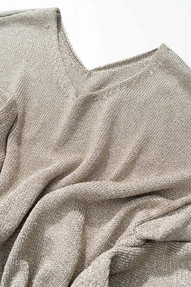 Джемпер из вискозы с люрексом и V-образным вырезом