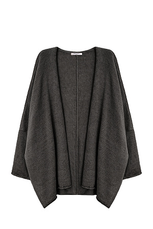 серый Трикотажный кардиган из 100% льна. Модель свободного кроя, с длинными широкими рукавами и спущенной линией плеч.