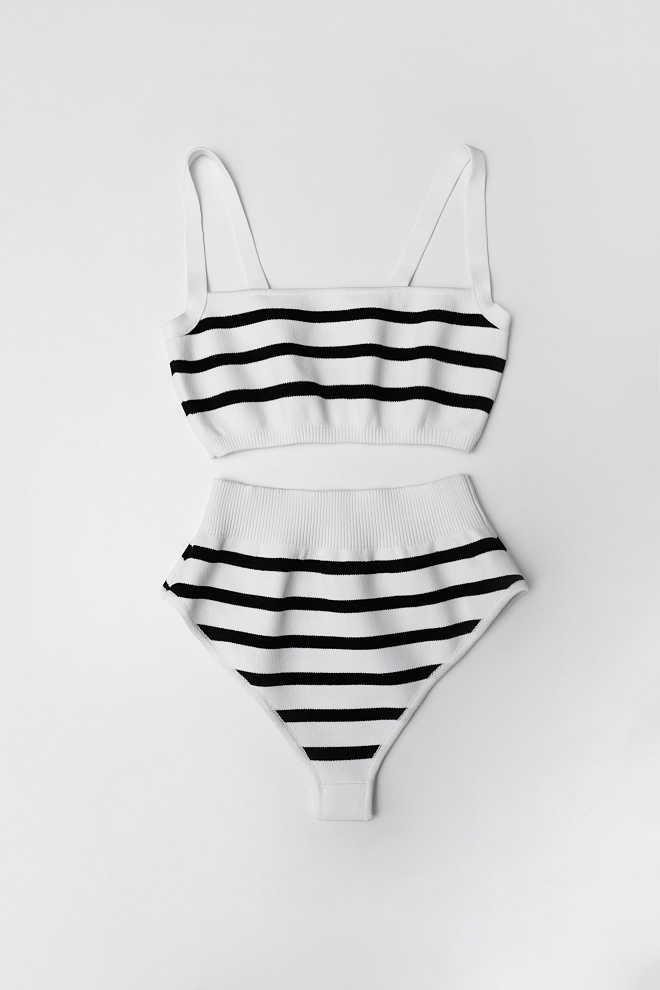 Короткие шорты из вискозы