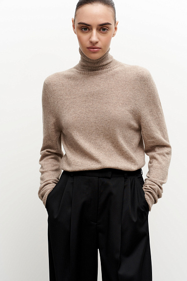 Трикотажная водолазка из шерсти 