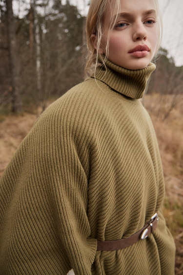 Шарф-пончо из кашемира и шерсти 