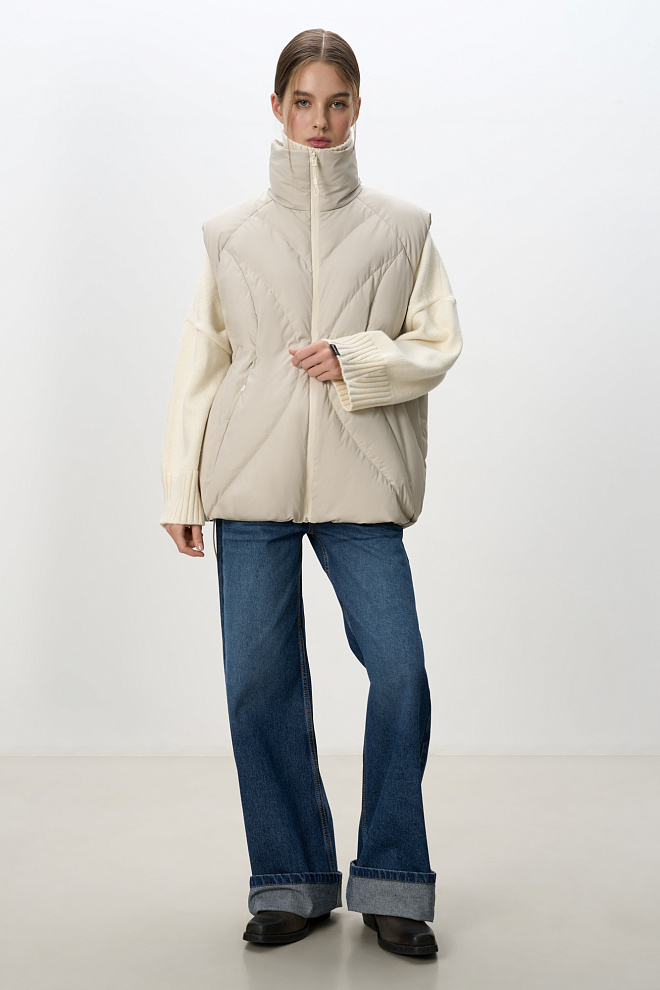 Стеганый жилет на пуху