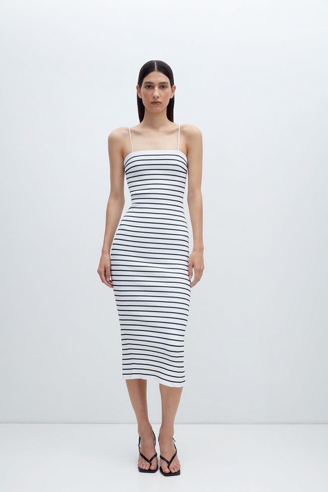 Платье миди с разрезом сзади