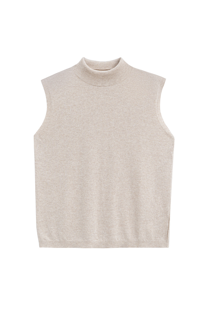 Трикотажный жилет с высоким воротом