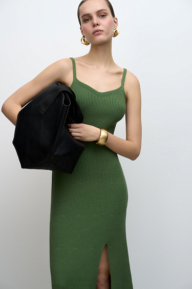 Сарафан со шнуровкой на спине