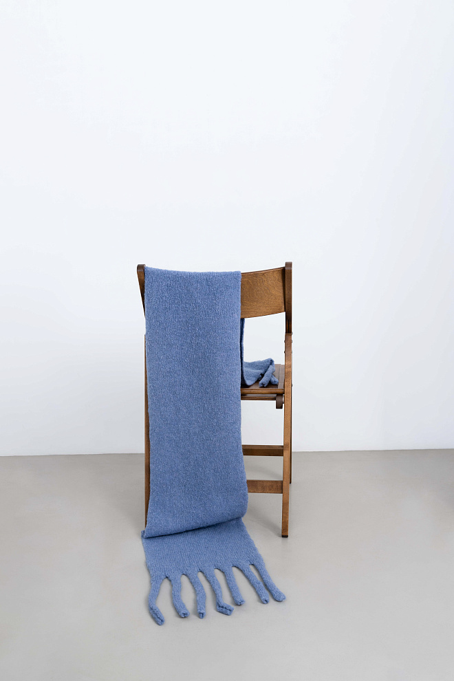 Шарф с бахромой 