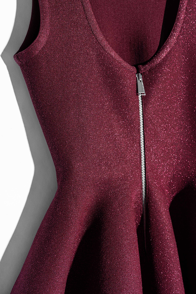 Трикотажное платье мини с люрексом