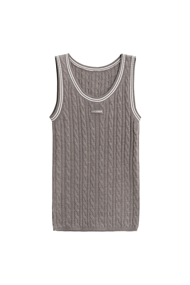 Трикотажная майка с косами 