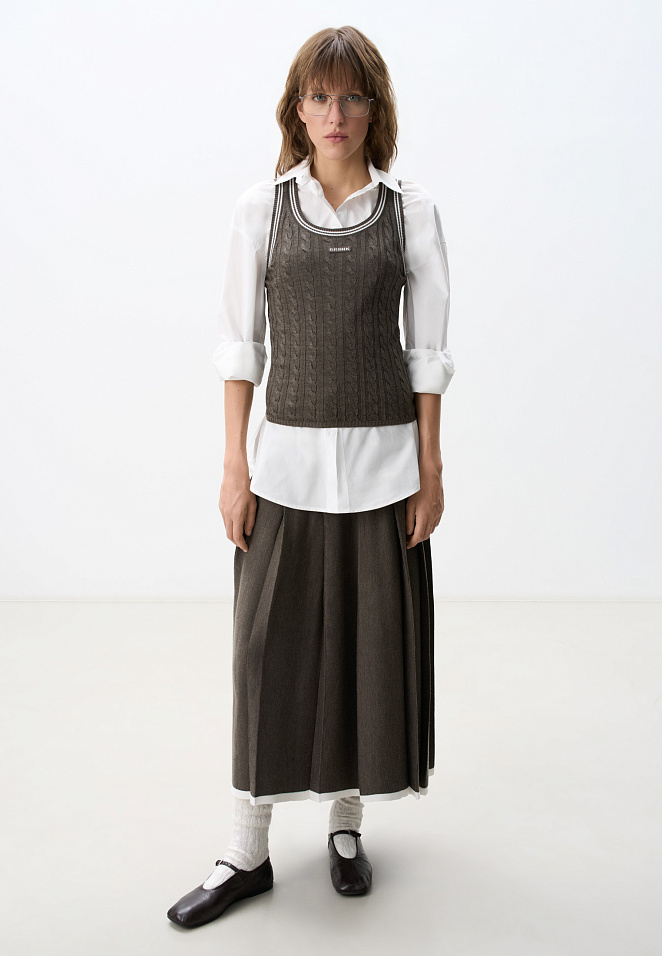 Трикотажная майка с косами 