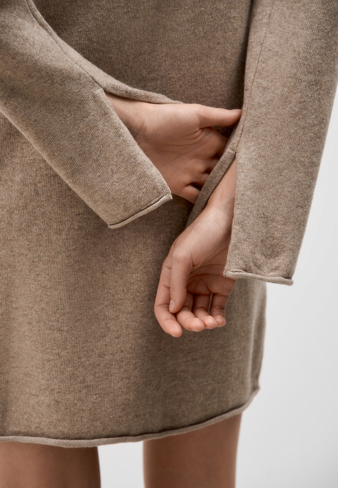 Трикотажное платье мини