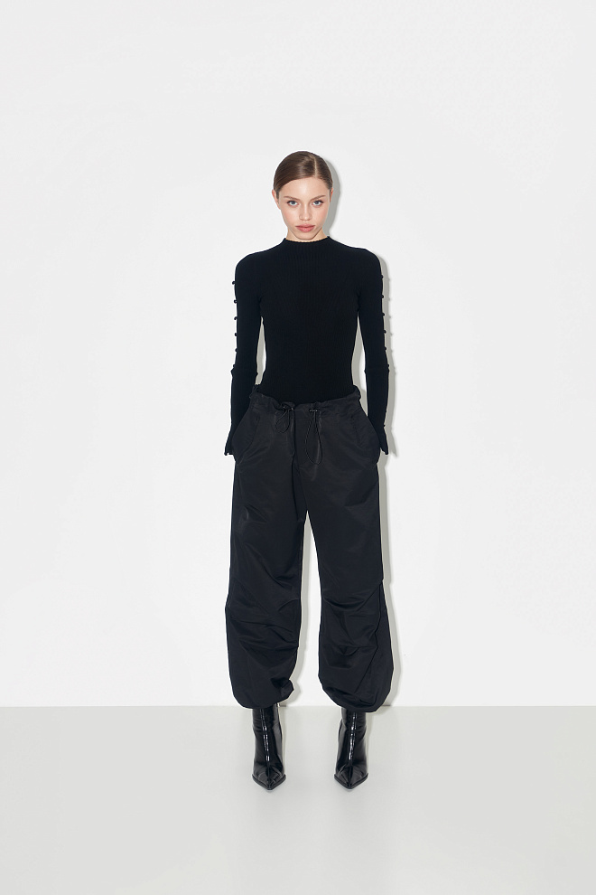 Топ с рукавами на пуговицах