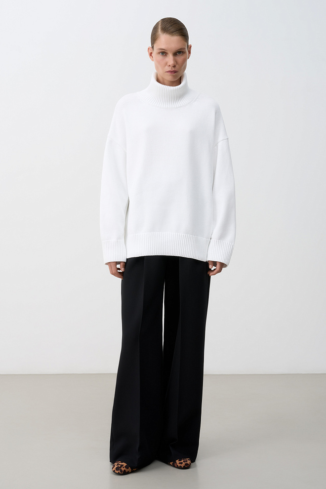 Джемпер из 100% хлопка с высоким воротом