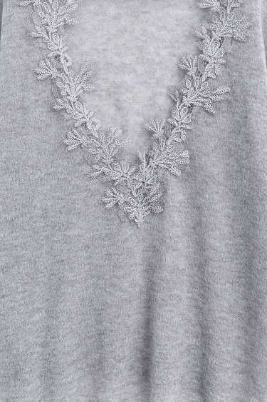 Джемпер из шерсти мериноса с кружевом