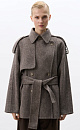 Двубортное пальто с добавлением верблюжьей шерсти. Модель прямого свободного силуэта с отложным воротником и боковыми карманами. Изделие декорировано отлетной кокеткой и широкими лацканами на плечах. На талии расположены шлевки, через которые продевается пояс, выполненный из того же материала, что и пальто. Без подкладки. 