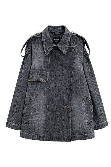 Джинсовый тренч с кокеткой и патами