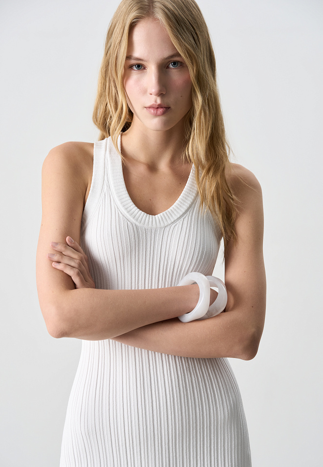 Платье мини в рубчик