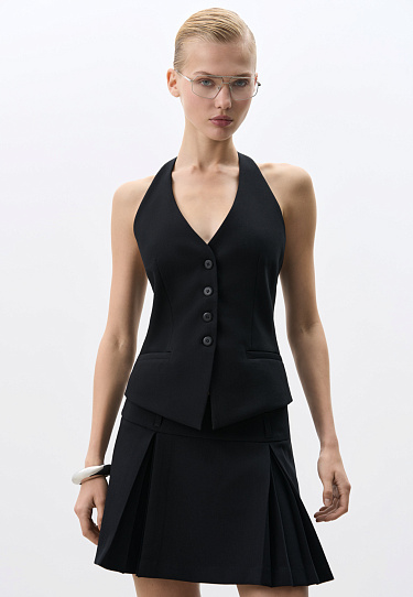 Жилет с открытой спинкой