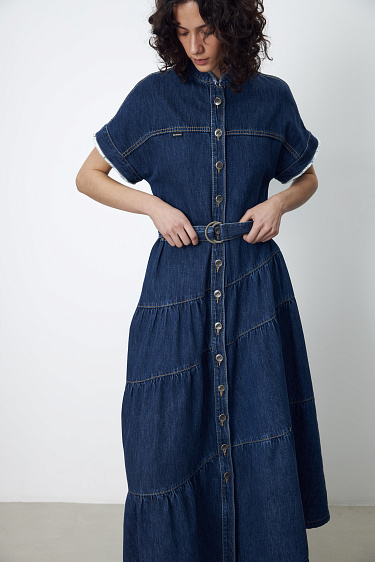Джинсовое платье с асимметричным низом