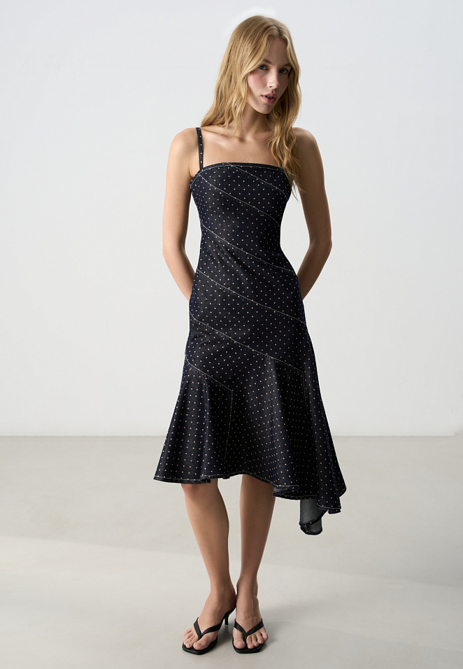 Джинсовый сарафан с асимметричной юбкой