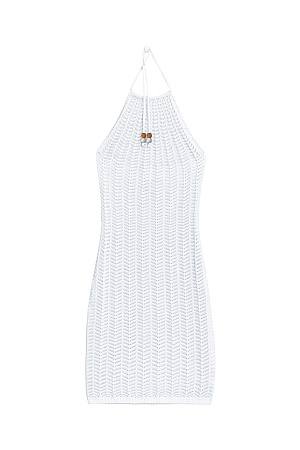 белый Трикотажное ажурное платье из хлопка. Модель приталенного силуэта, без рукавов, с открытой спиной и вырезом халтер на тонких завязках с бусинами.