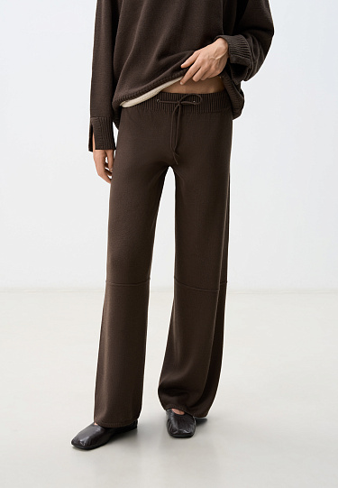 Трикотажные брюки из шерсти