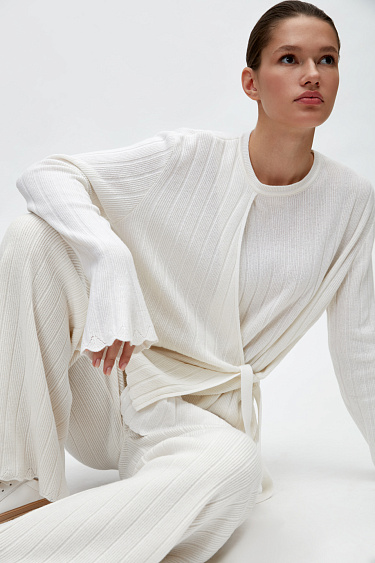 Джемпер с имитацией запаха