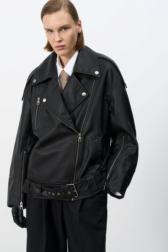 Куртка из экокожи с поясом