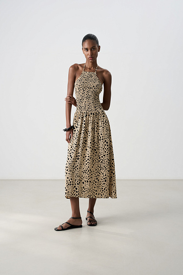 Принтованный сарафан с завязками на шее