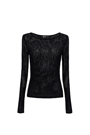 черный Трикотажный джемпер из органического хлопка. Модель с длинными рукавами и вырезом горловины лодочкой. Ажурное переплетение с имитацией "сетки".<br />
Органический хлопок - более экологичная и безопасная альтернатива обычному хлопку, выращенная без использования химикатов.