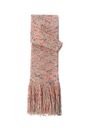 бежевый Трикотажный шарф из буклированной пряжи с длинной бахромой.