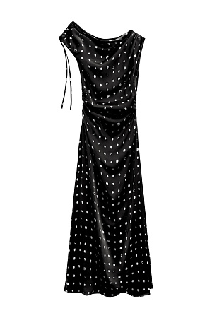 черный Принтованное платье длины макси из атласной вискозы. Модель приталенного силуэта, с ассиметричным вырезом, драпировкой и кулиской на плече.