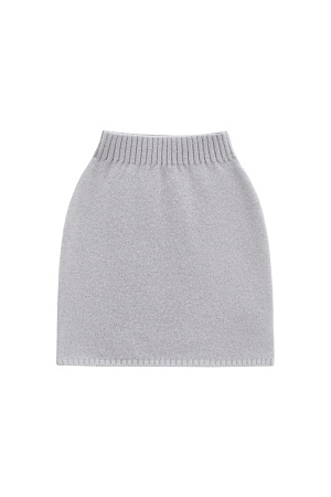 серый Трикотажная юбка длины мини из смесовой шерсти с добавлением мохера. Модель приталенного силуэта с эластичным поясом в рубчик.