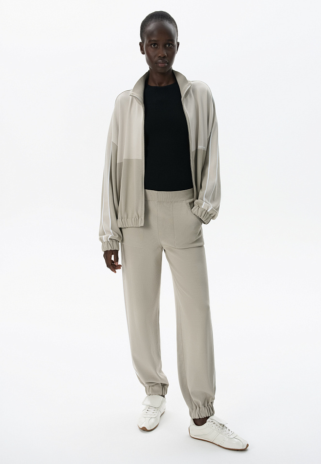 Спортивный бомбер