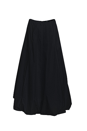 черный Юбка-баллон длины макси из хлопка. Модель свободного силуэта с застежкой на молнию сзади и боковыми карманами.