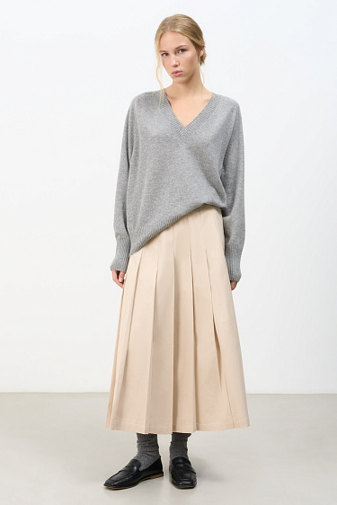 Джемпер с V-образным вырезом из 100% кашемира