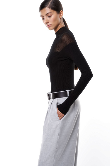 Цельновязаная водолазка из вискозы