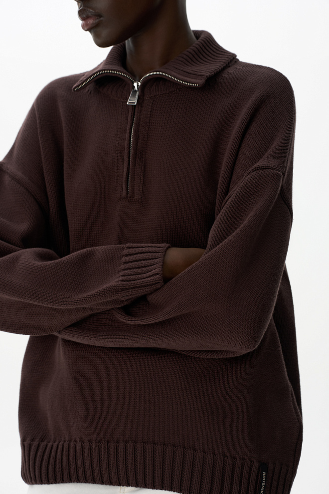 Джемпер с воротником-стойкой
