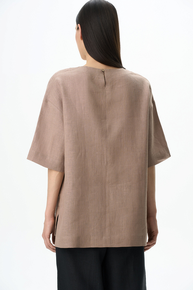 Футболка из 100% льна с нагрудным карманом