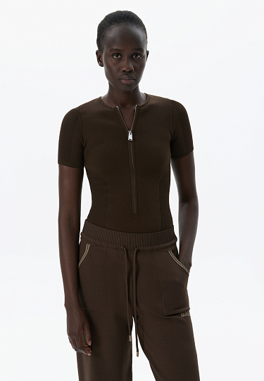 Боди с вырезом на спине