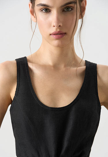 Платье из 100% льна 