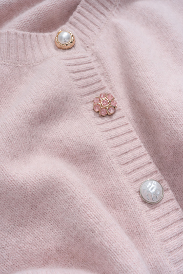 Кардиган из пуха лисы на пуговицах 