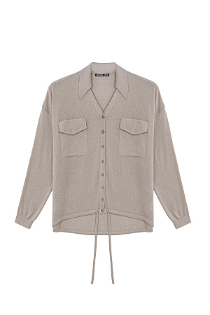 бежевый Трикотажная рубашка на пуговицах и кулиской внизу. Накладные карманы на груди.