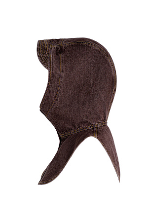 коричневый Джинсовый капюшон из 100% хлопка. Изделие выполнено с брендированным ярлыком сзади и застежкой на кнопки.