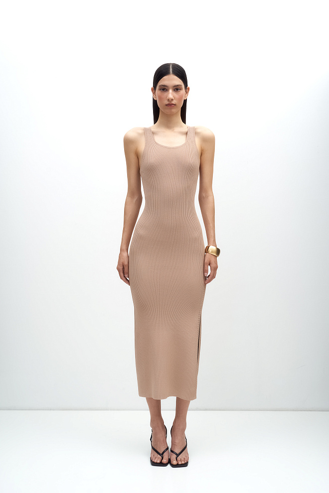 Платье миди с разрезом сбоку